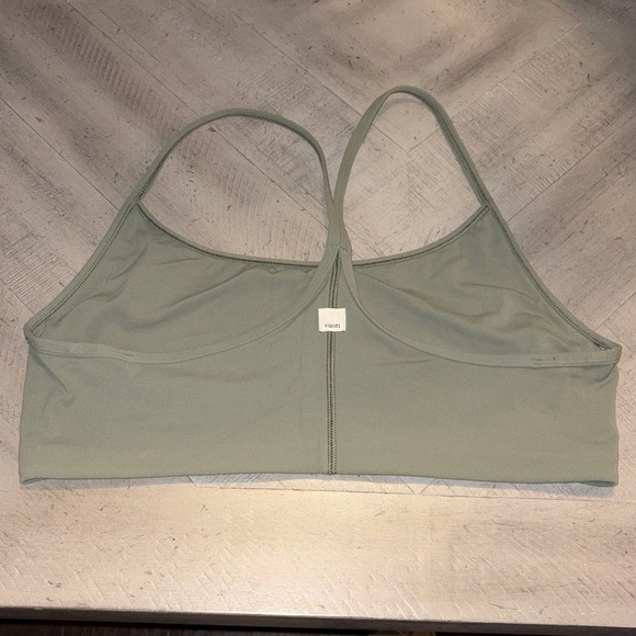 Vuori Sage Green Activewear Top - Picture 2 of 4